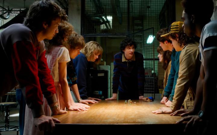 جماعة إيليفن في تريلر الموسم 5 من مسلسل سترينجر ثينقز